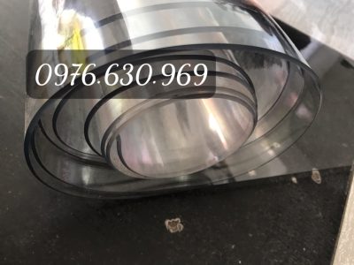 Màng nhựa PVC trong suốt dày 2mm, khổ rộng 1200mm