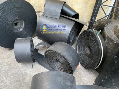 Băng Tải Cao Su Trơn Màu Đen
